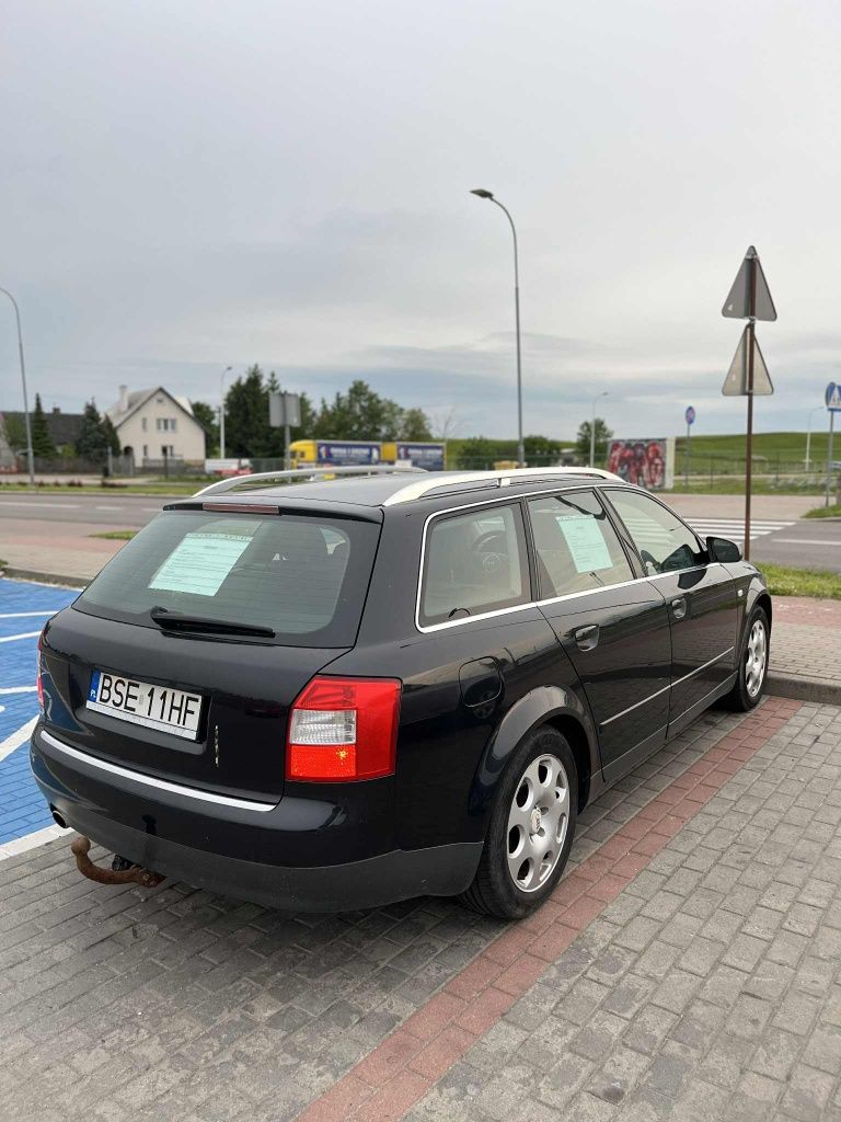 AUDI A4.          .