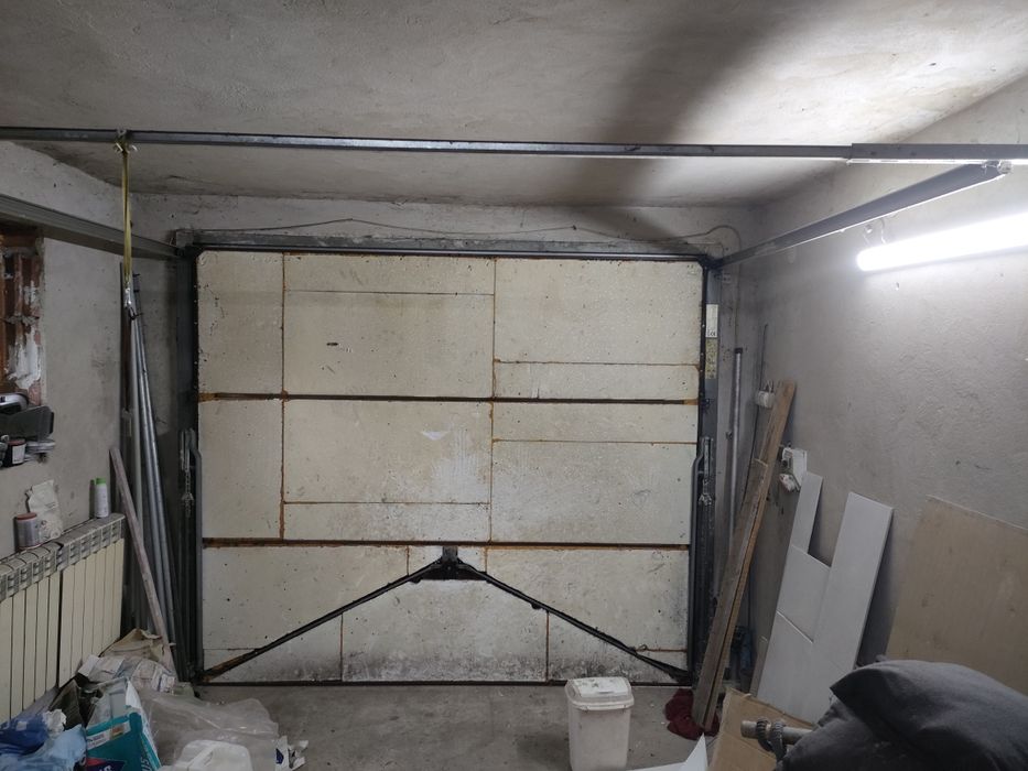 Brama  garażowa stan dobry