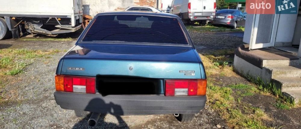 Продаю ваз 21099
