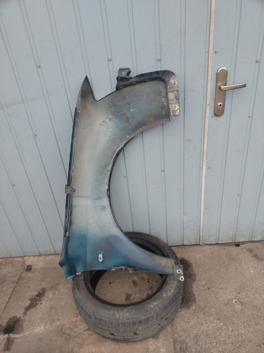 Błotnik prawy Audi A4 B6 LY5K