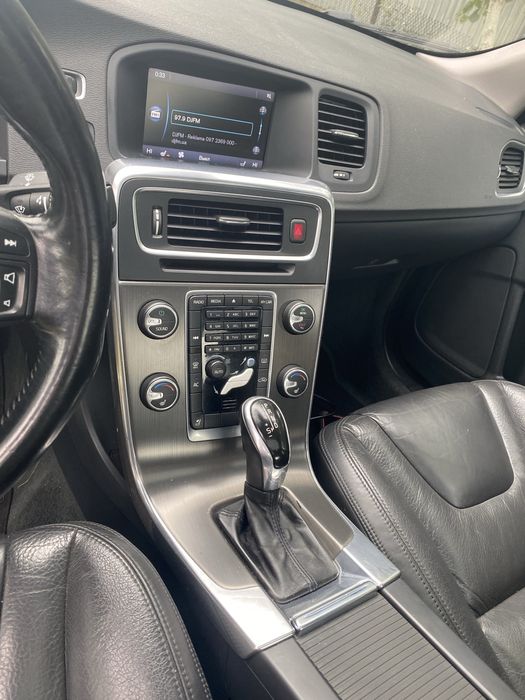 Volvo s60 , повний привід