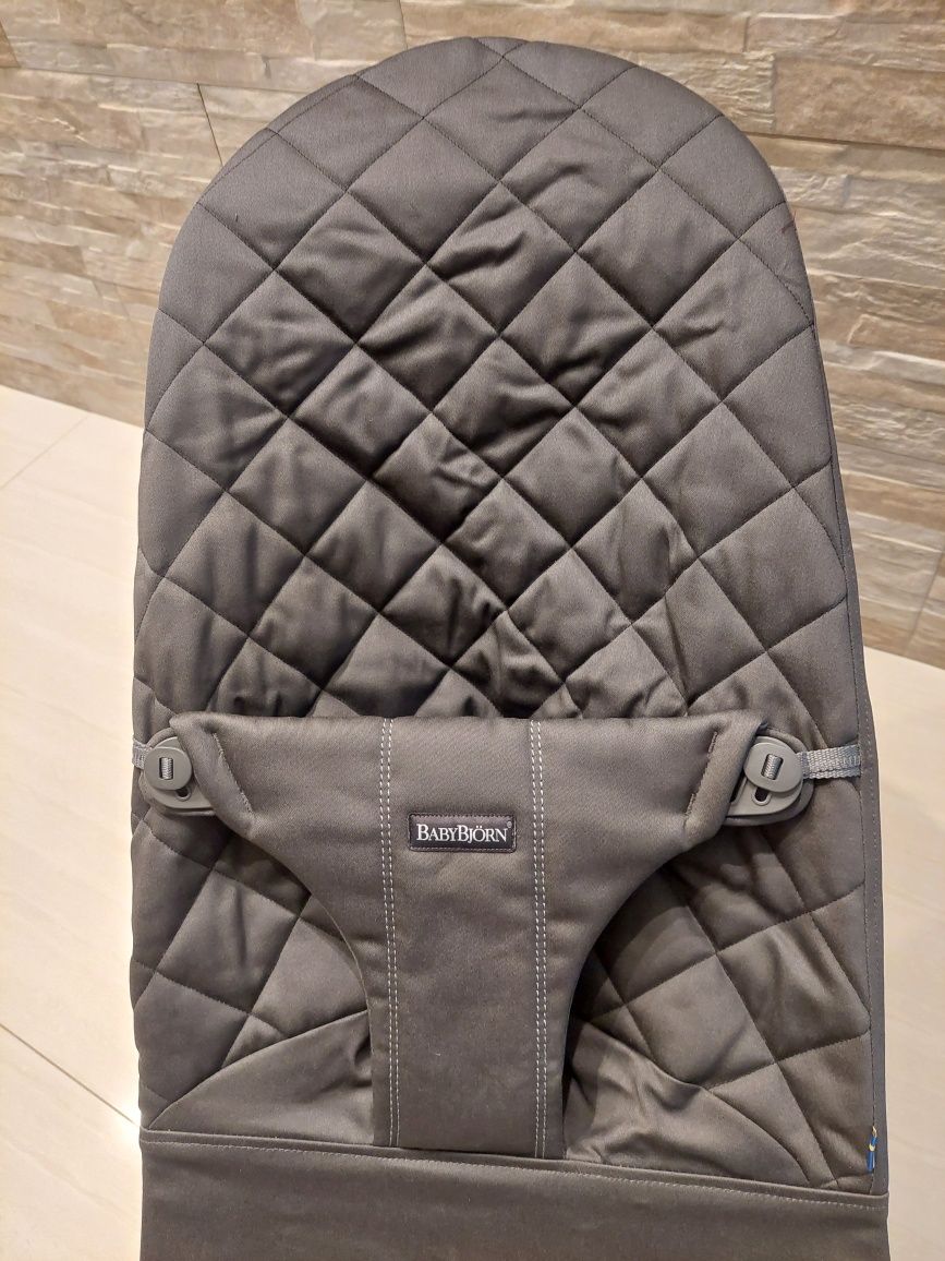 Bujaczek BabyBjorn super stan szary nowy materiał