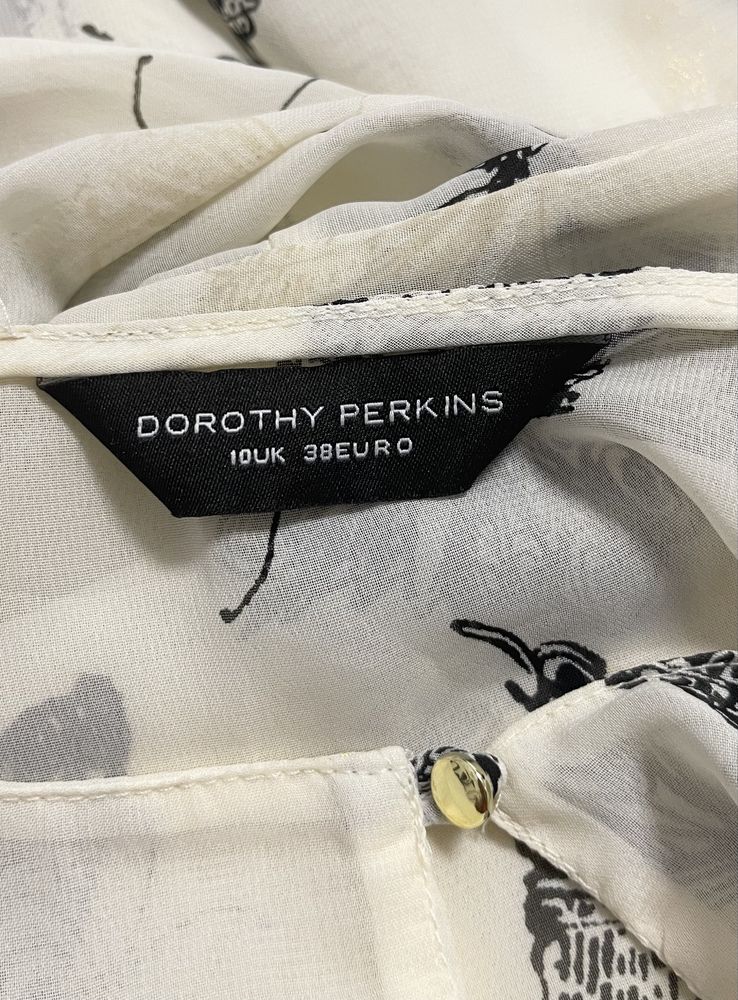 Гарна шифонова блуза в метелики Dorothy Perkins