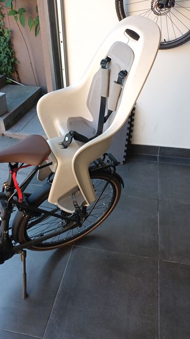 Cadeirinha para bicicleta marca decathlon
