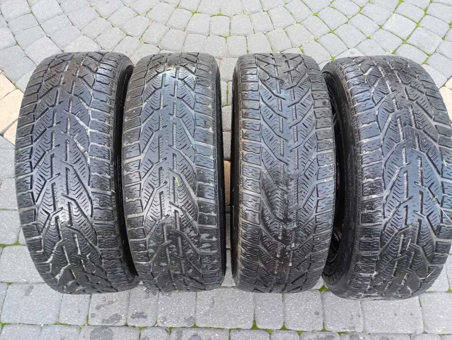 Felgi 5x110 (6,5Jx16H2 ET37) z oponami zimowymi 195/55/16  rok 2019