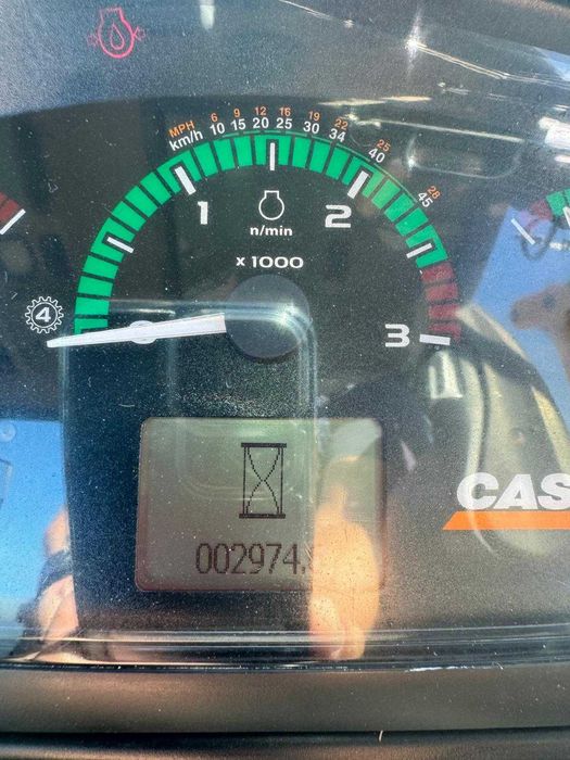 Koparko-Ładowarka 695 ST