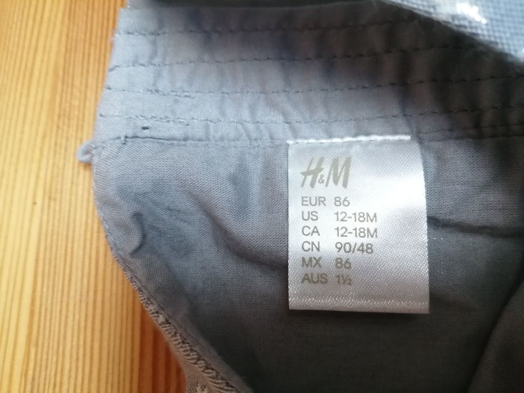 Sukienka w gwiazdki rozmiar 86 H&M