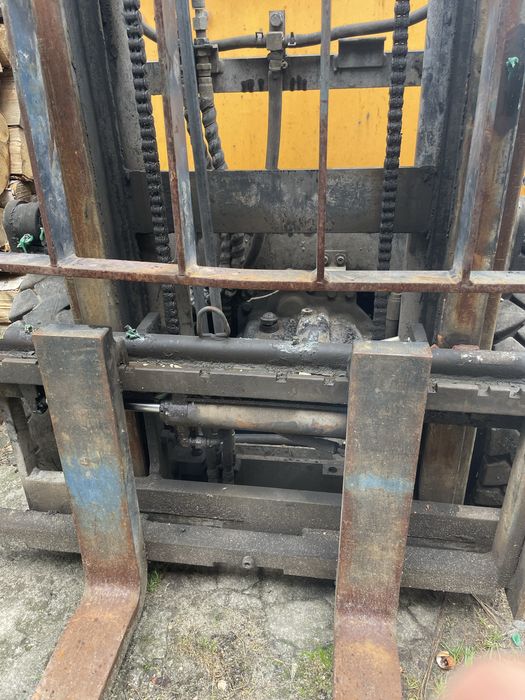 Wozek widłowy Hyundai HDF 18-5