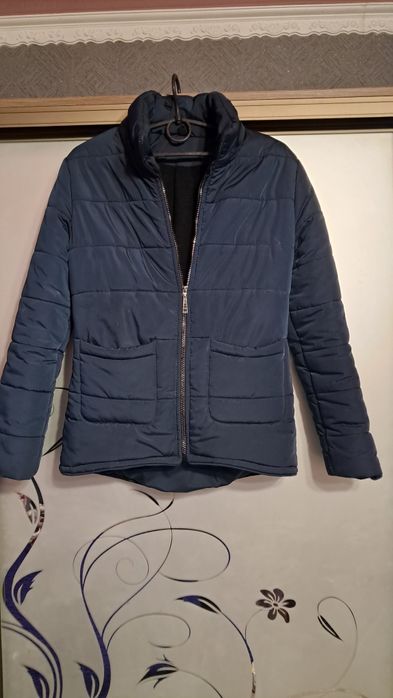 Куртка в хорошому стані