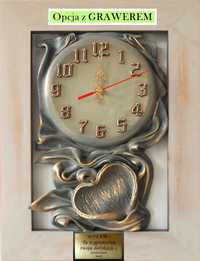 Pastelowy zegar ścienny do salonu, na prezent jubileuszowy + GRAWER