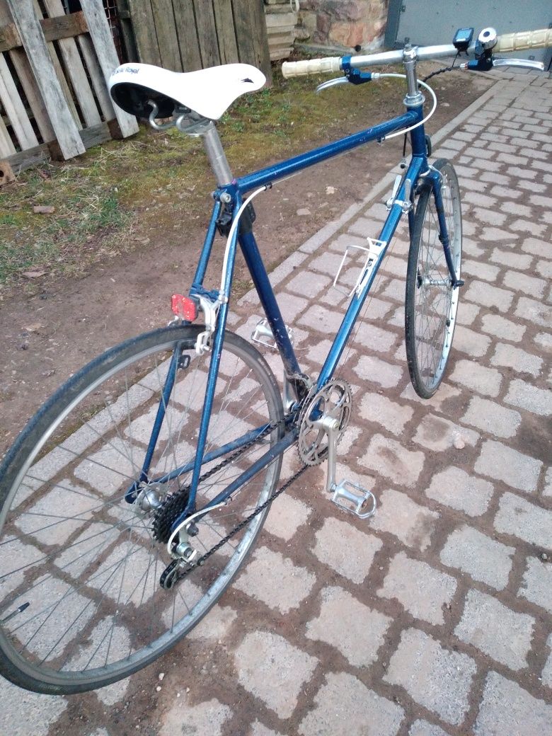 Rowery elektryczne i kolarka cena za kolarkę.