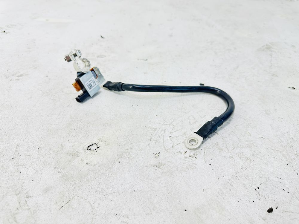Audi klema minusowa A4 A5 Q5 Q7