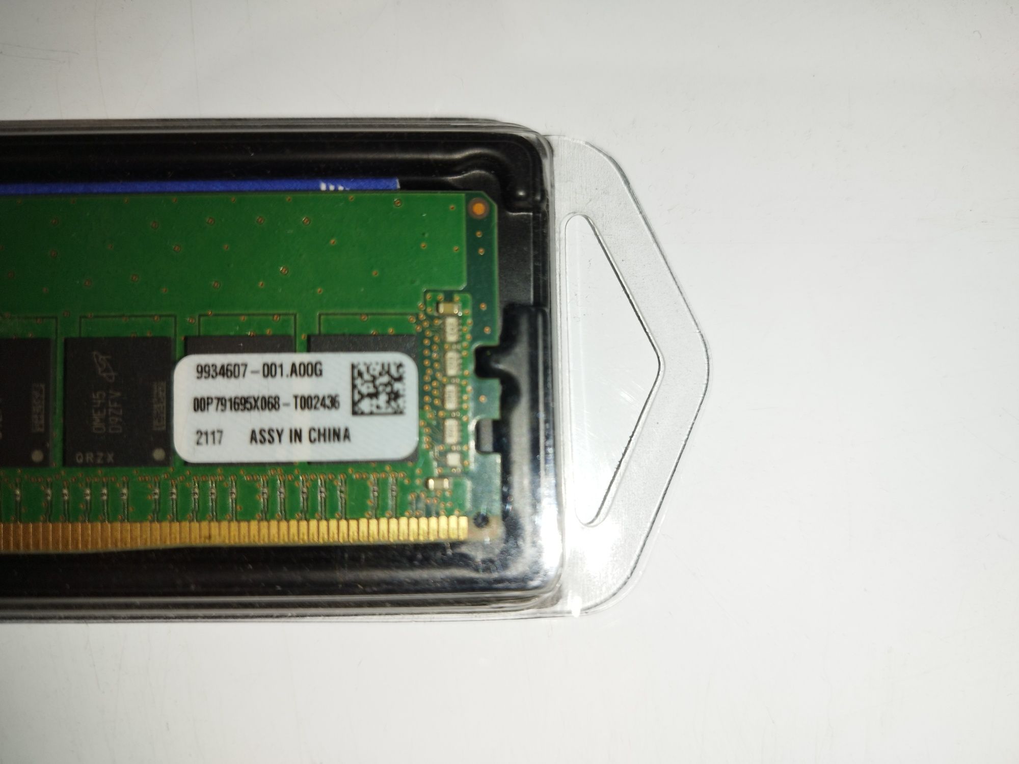 Kingston DDR4-3200 16384 MB PC4-25600 (KVR32N22S8/16)