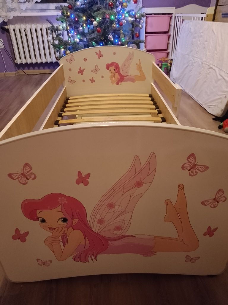Łóżko dla dziewczynki