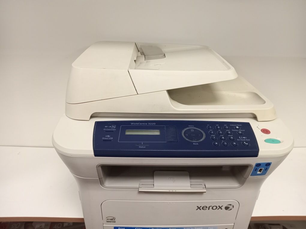 БФП 3в1 Xerox WorkCentre 3220 друкує добре