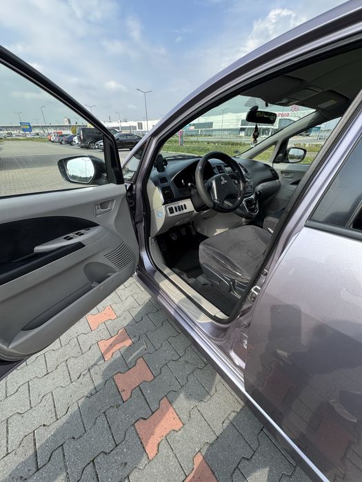 Sprzedam Mitsubishi Grandis 2.0 DID  7 osobowy