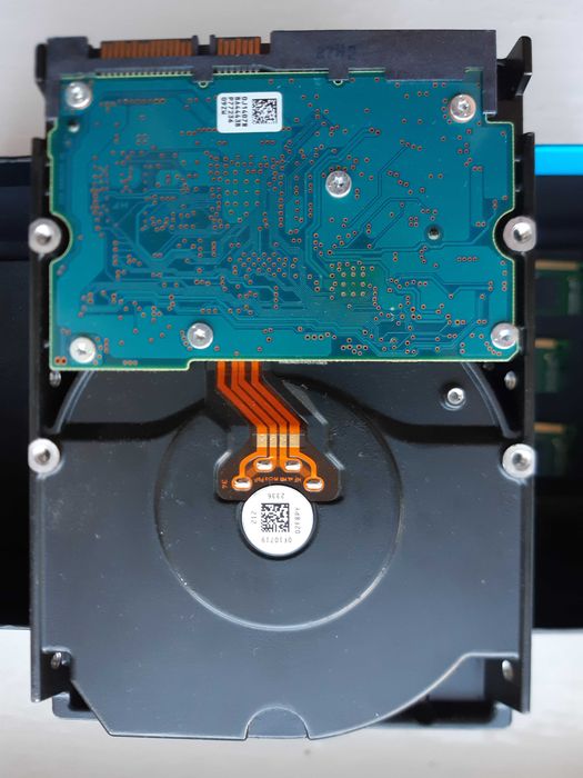 Hitachi 3tb 7200rpm hdd hua723030ala641