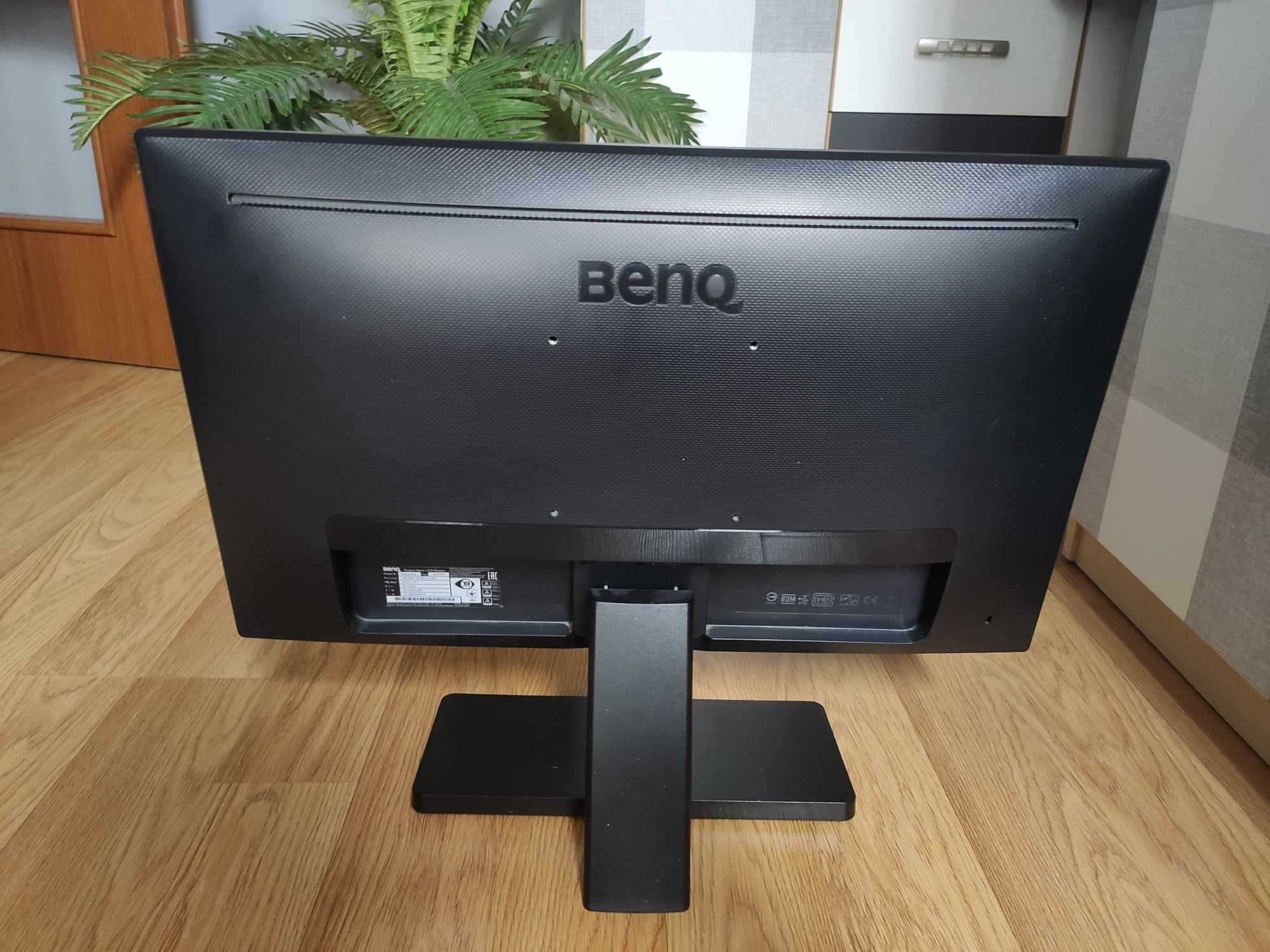 Komputer gamingowy + monitor BenQ