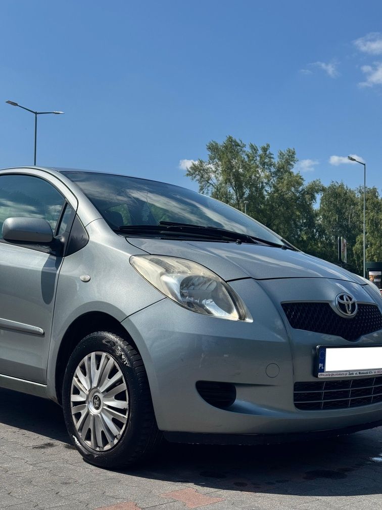 Toyota Yaris 1.3 Benzyna | 2006 | Niski przebieg 160 000 km | Zadbana