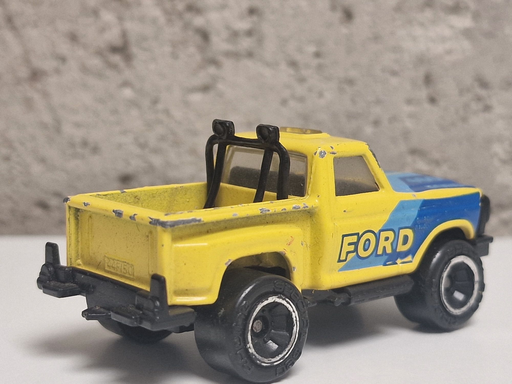 Matchbox  Flareside  pick- up 1982r Ford