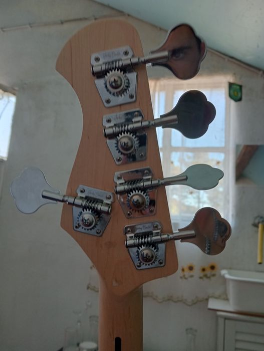Harley benton jazz bass