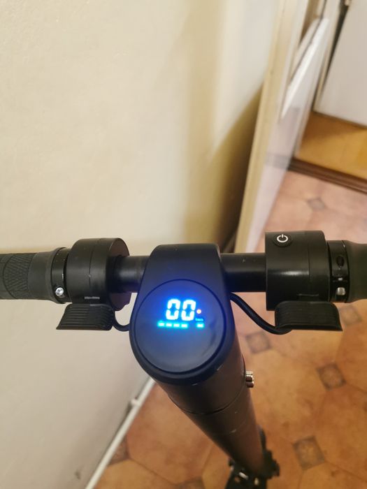 Hulajnoga elektryczna Urbanglide Ride 85 Plus