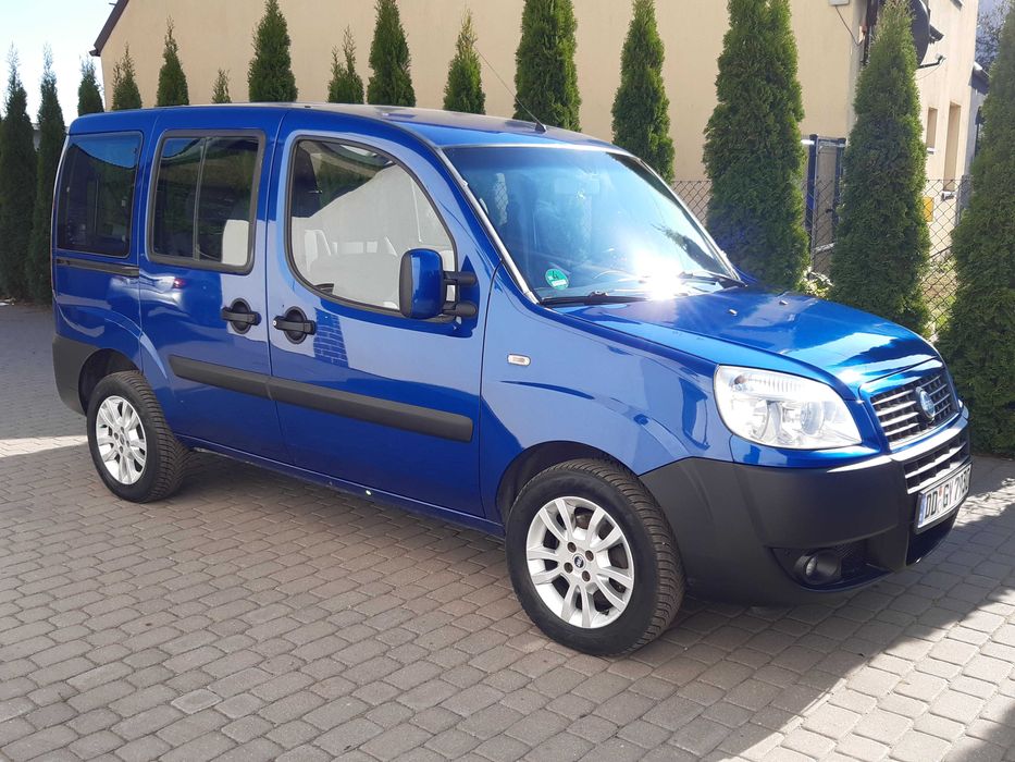 fiat doblo 1.4b 170 tyś km  klima, hak godny uwagi