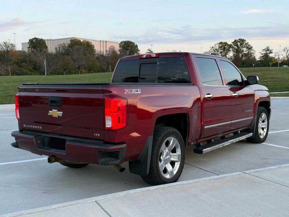 Chevrolet Silverado      2017