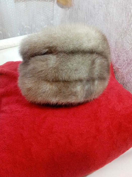 Норковая женская шапка 55-56 размер