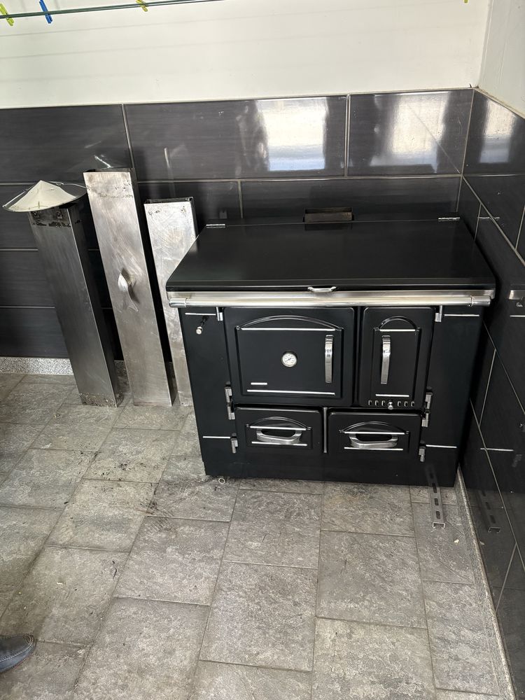 Fogão de inox a lenha