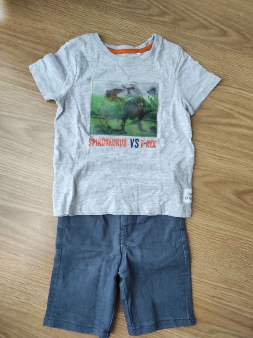 Conjuntos para menino 3 anos 5€