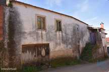 Casa de aldeia T2 em Vila Nova de 200,00 m2