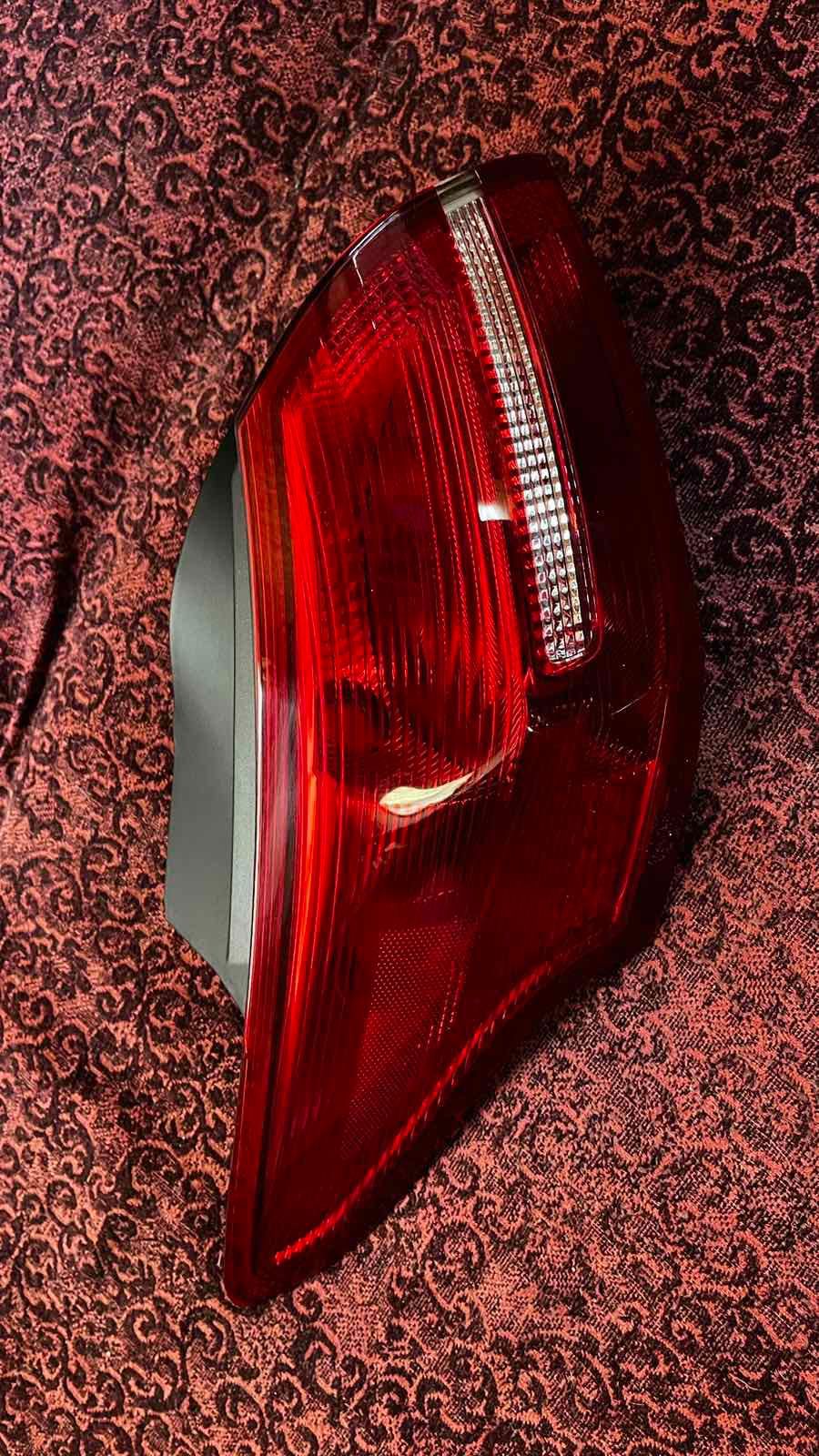 Левый задний фонарь наружный ford focus 3 седан