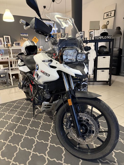 BMW F700GS como nova