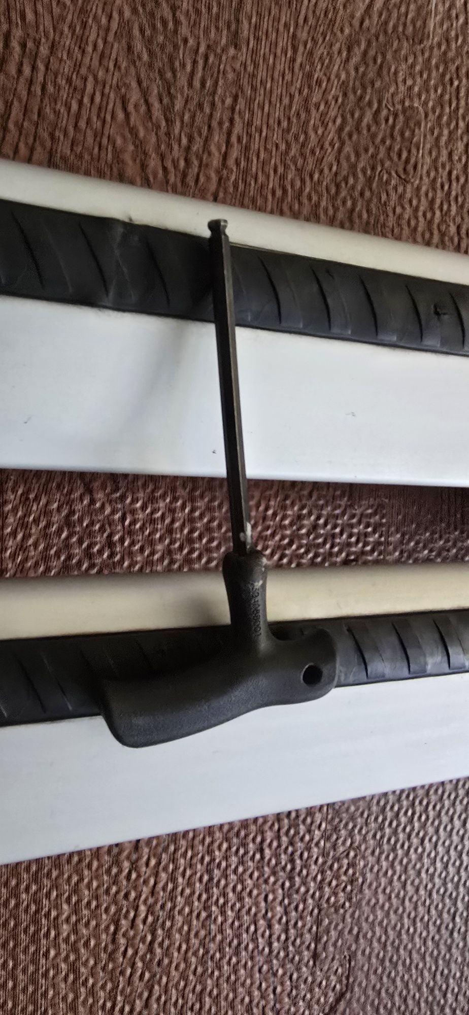Thule wingbar edge