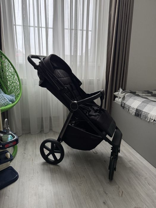 Коляска Carrello Bravo Plus