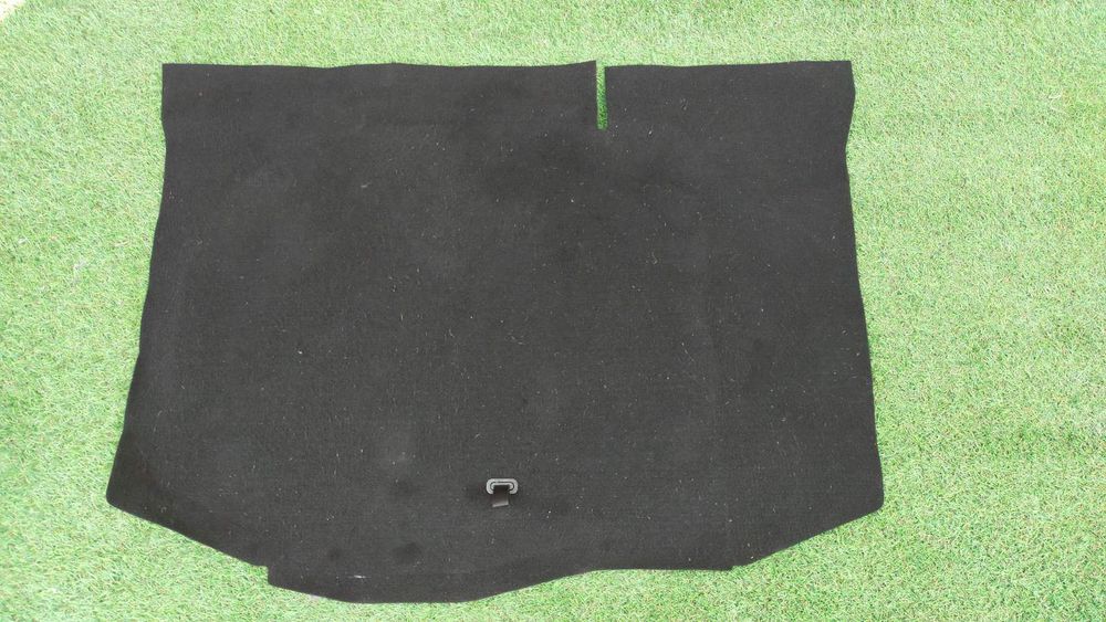 Dywan wykladzina bagaznika Fiesta mk 7