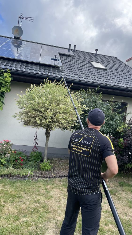 Mycie fotowoltaiki i powierzchni szkalnych itp