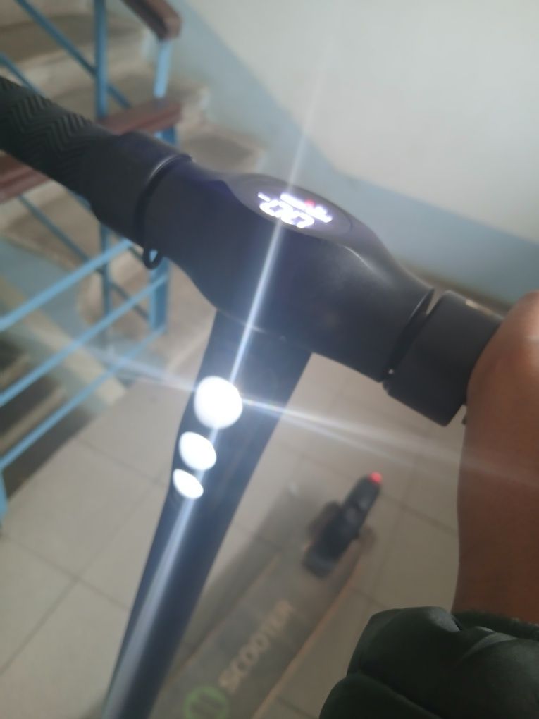 Mi Electric Scooter 1S