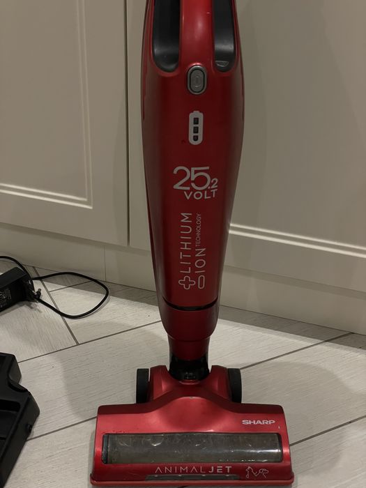 пилосос Sharp Animal Jet (25.2V, Li-Ion)