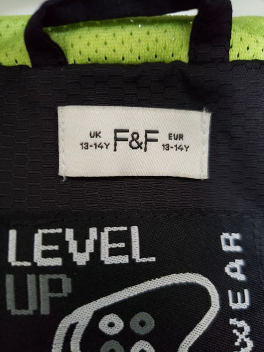 Kurtka wiatrówka/przeciwdeszczowa  13-14 lat F&F