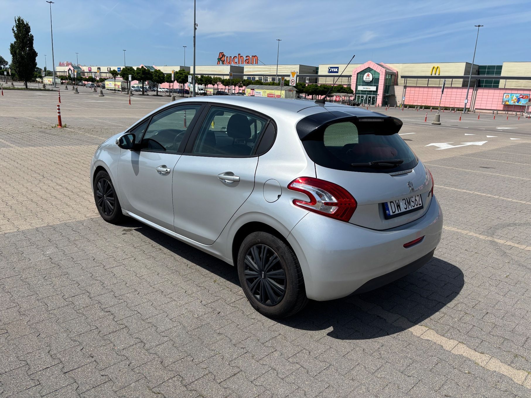 Peugeot 208 Peugeot 208 1.6 HDI • Android Auto • Apple CarPlay • Bezwypadkowy
