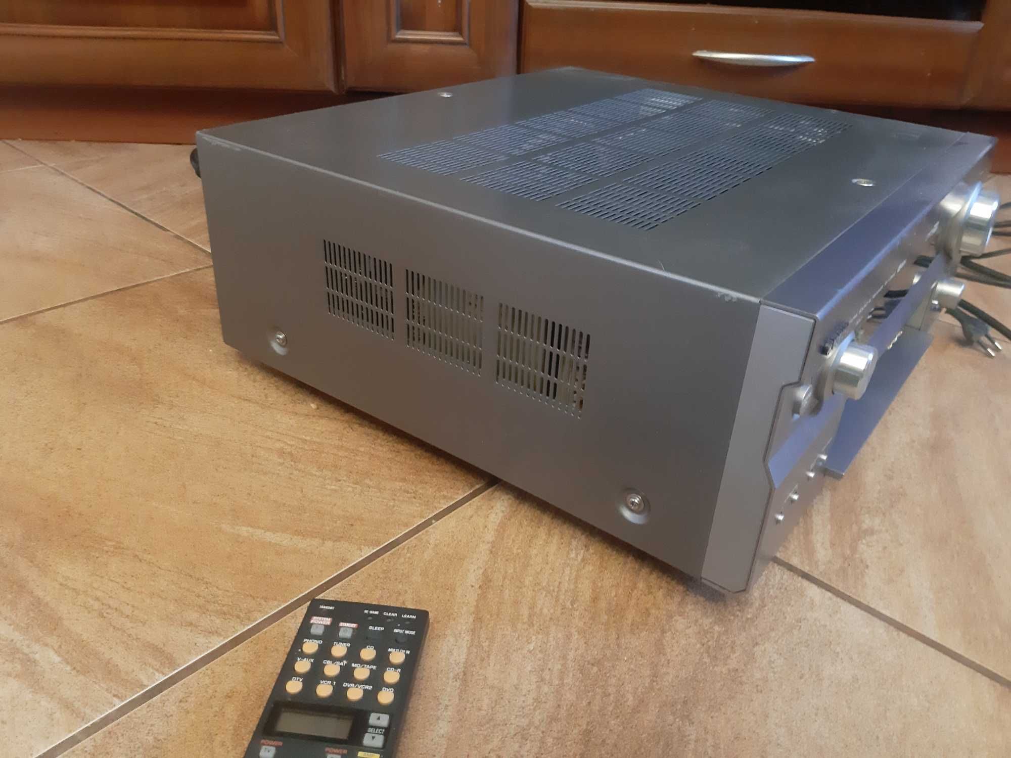 Amplituner Yamaha RX-V2500
