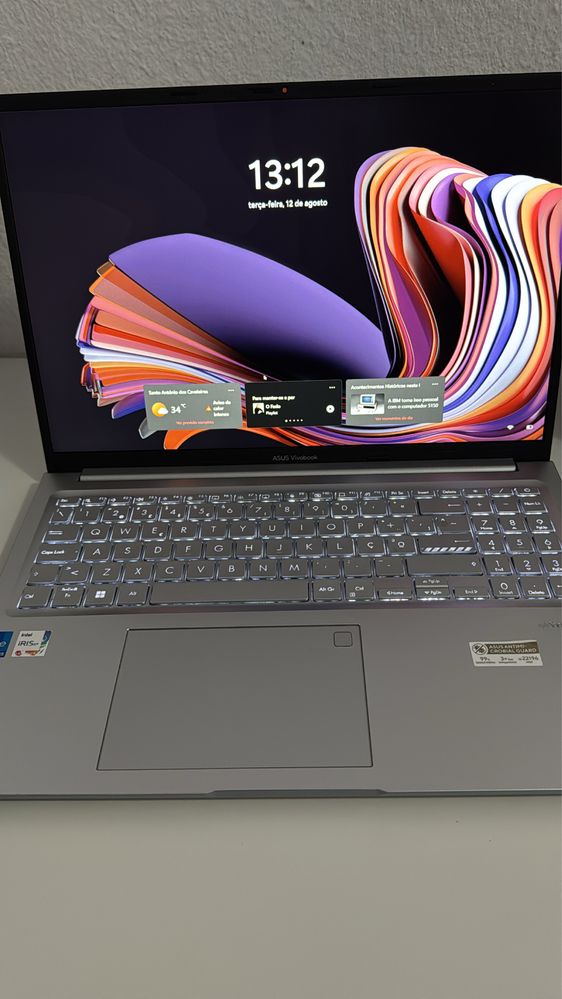 Asus Vivobook Novo!!