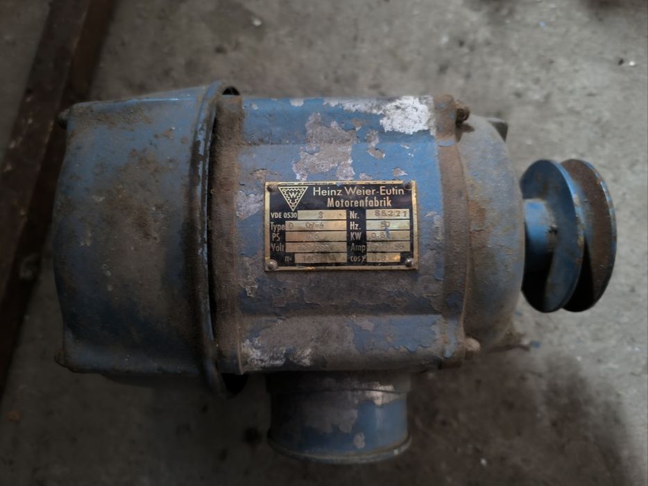 Silnik elektryczny trójfazowy  220/380V 1400 obr 0,37 KW  Heinz Weier