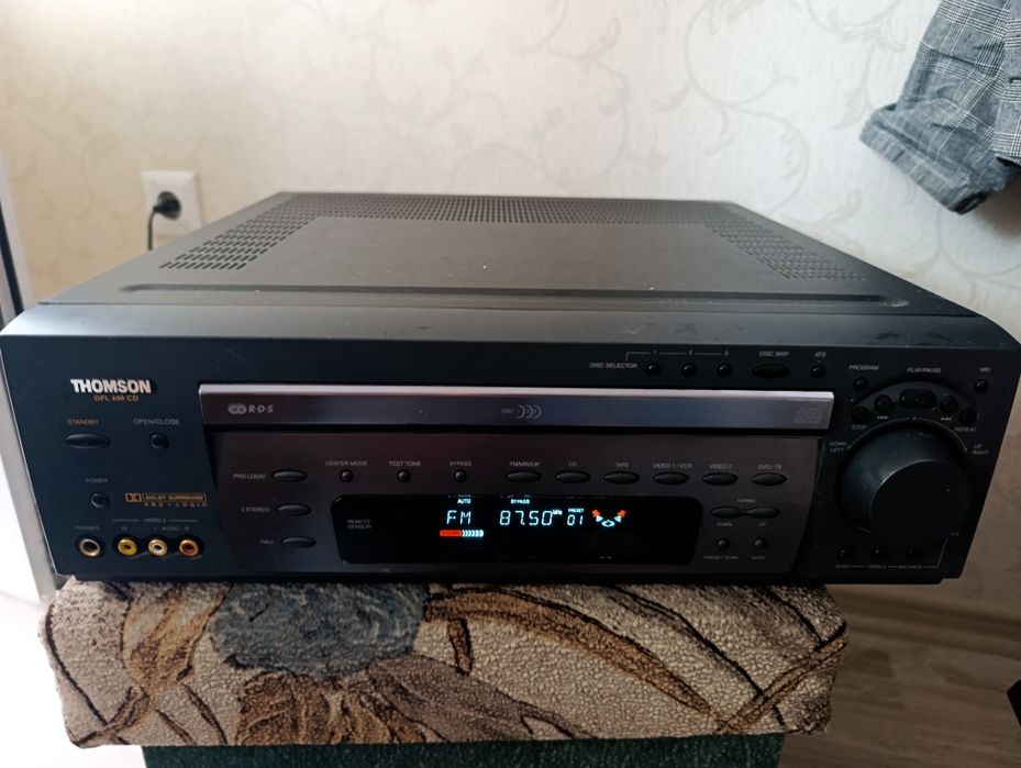 Ресивер з програвачем cd дисків