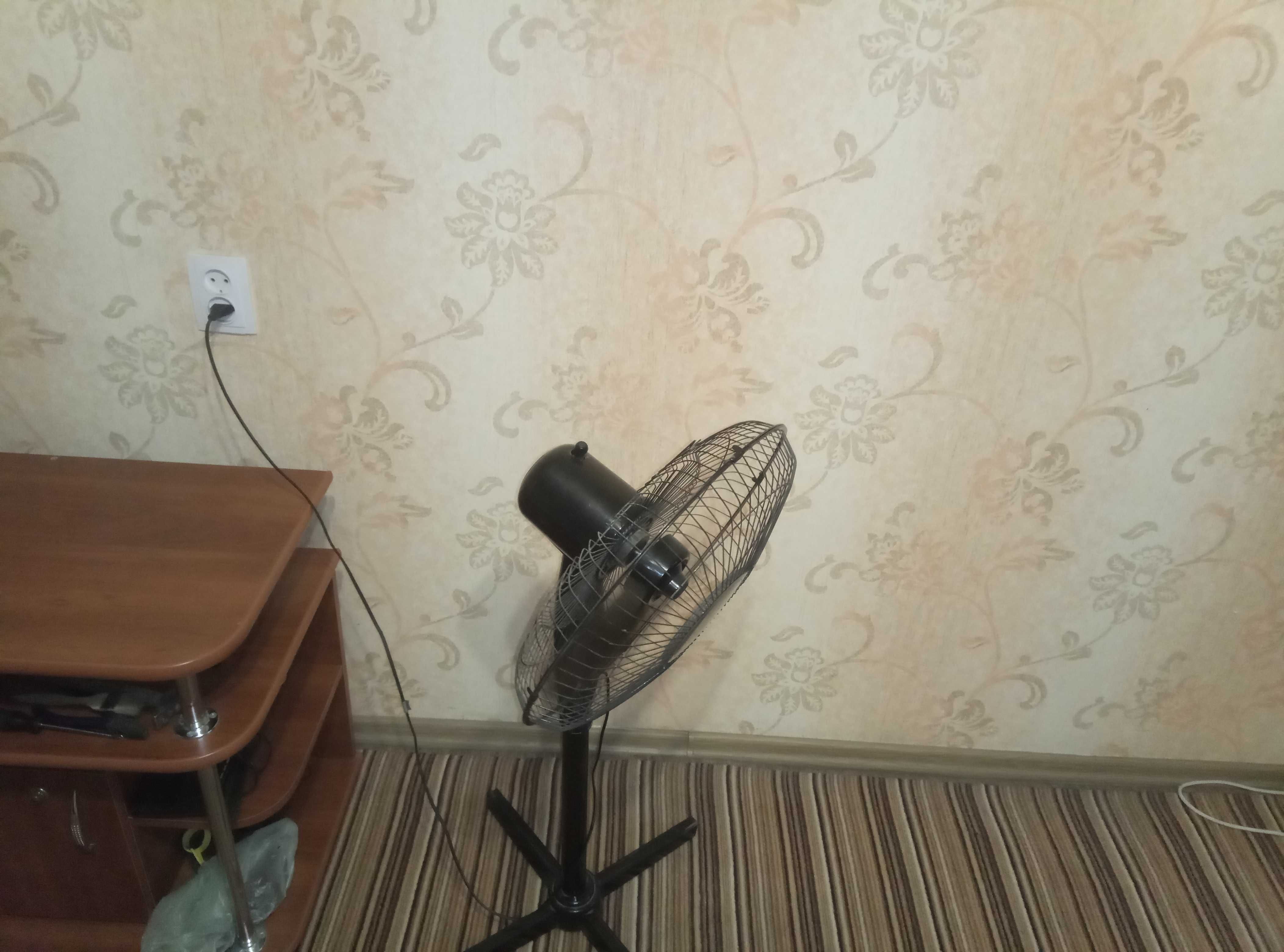 Напольный вентилятор