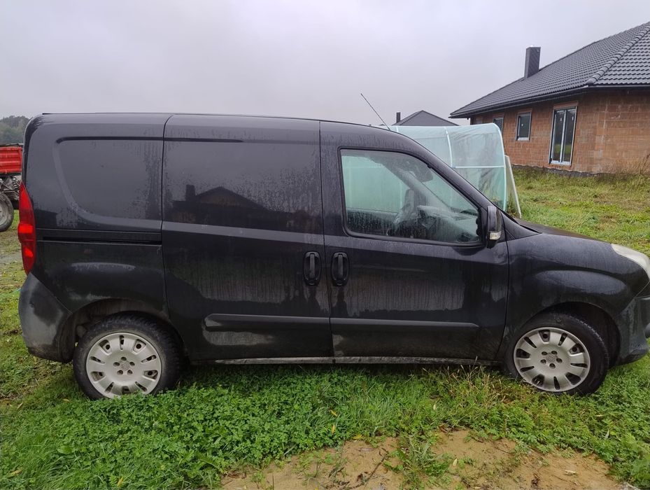 Fiat Doblo 1.3 mj 2011r