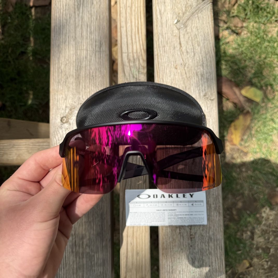 В НАЛИЧИИ | Очки Oakley Sutro Lite Черно Красные