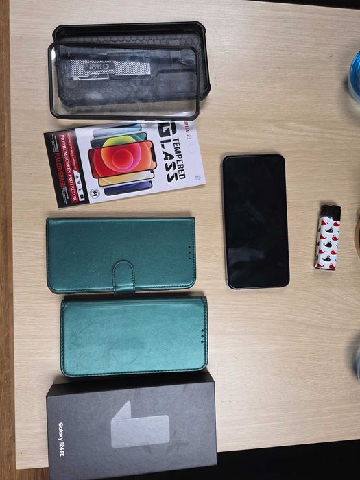 Samsung Galaxy s24 FE SM-S721